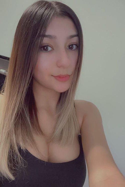 Indonesian Beautiful Escort in Pattaya - Melissa