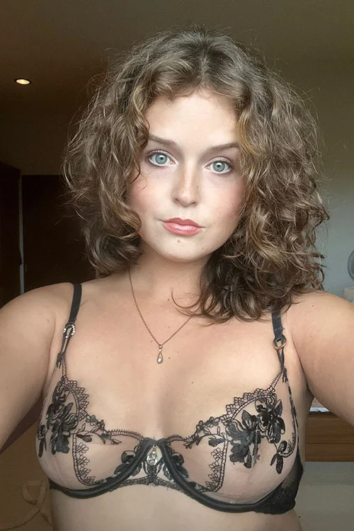 UK Escort Girl In Pattaya - Kacey